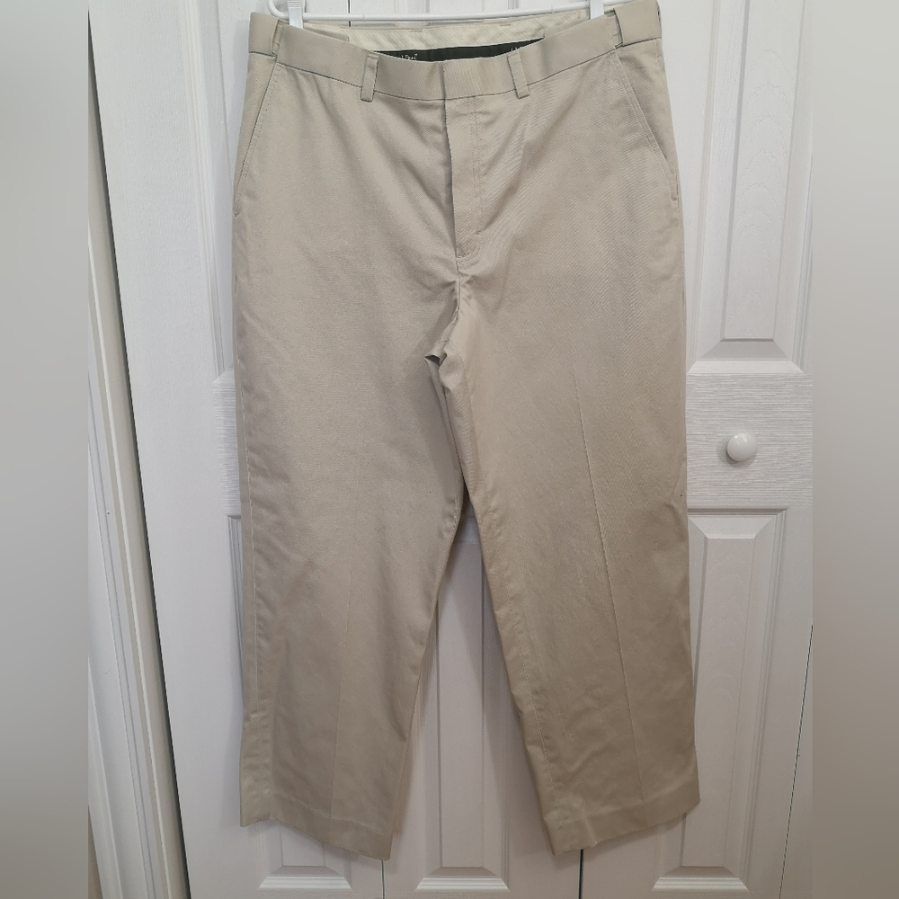 L.L.Bean Comfort Waist Khaki Chino Beige Pants Men’s 36 Classic Flat Front
